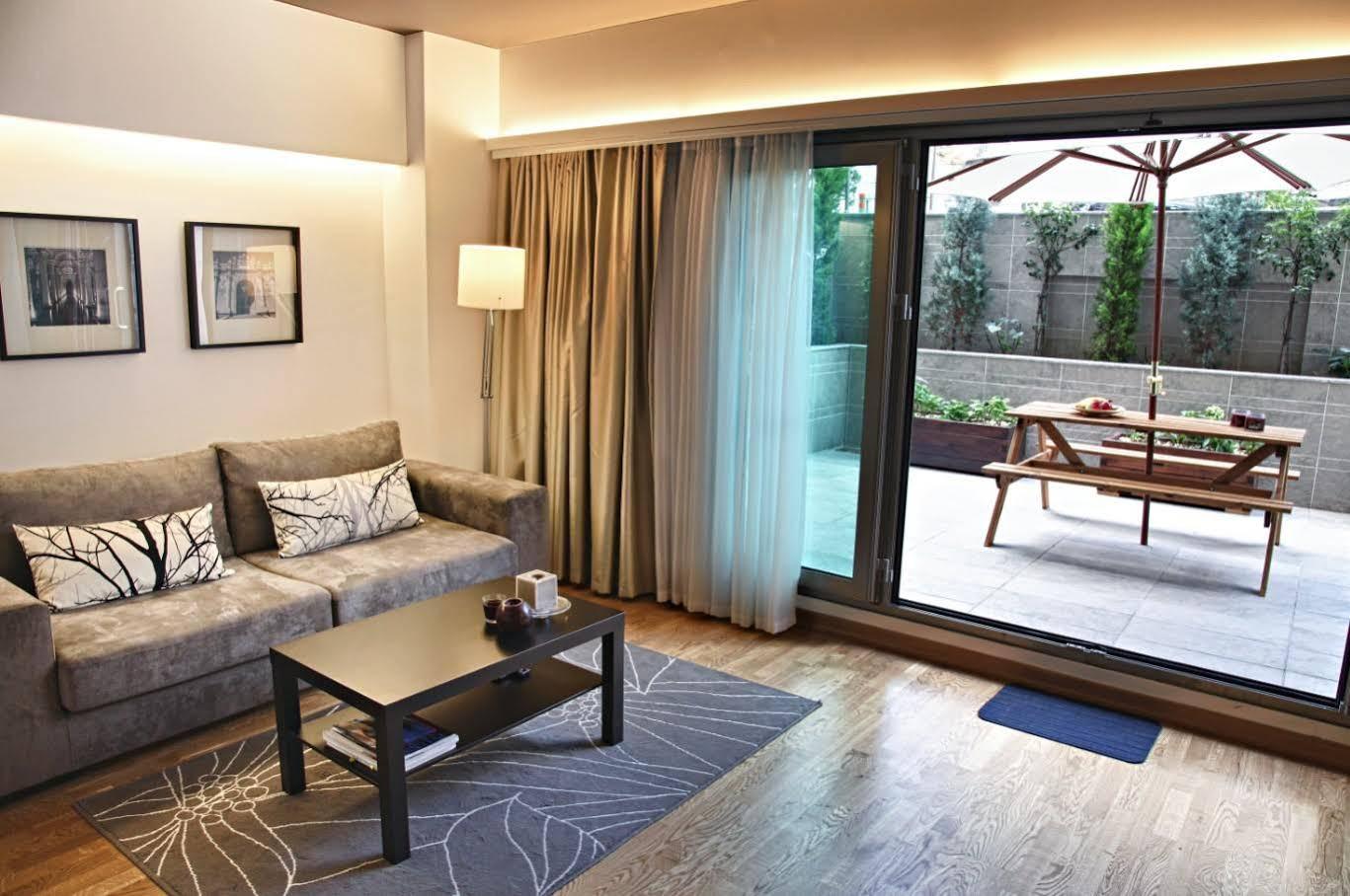 จักระ สวีท Aparthotel อิสตันบูล ภายนอก รูปภาพ