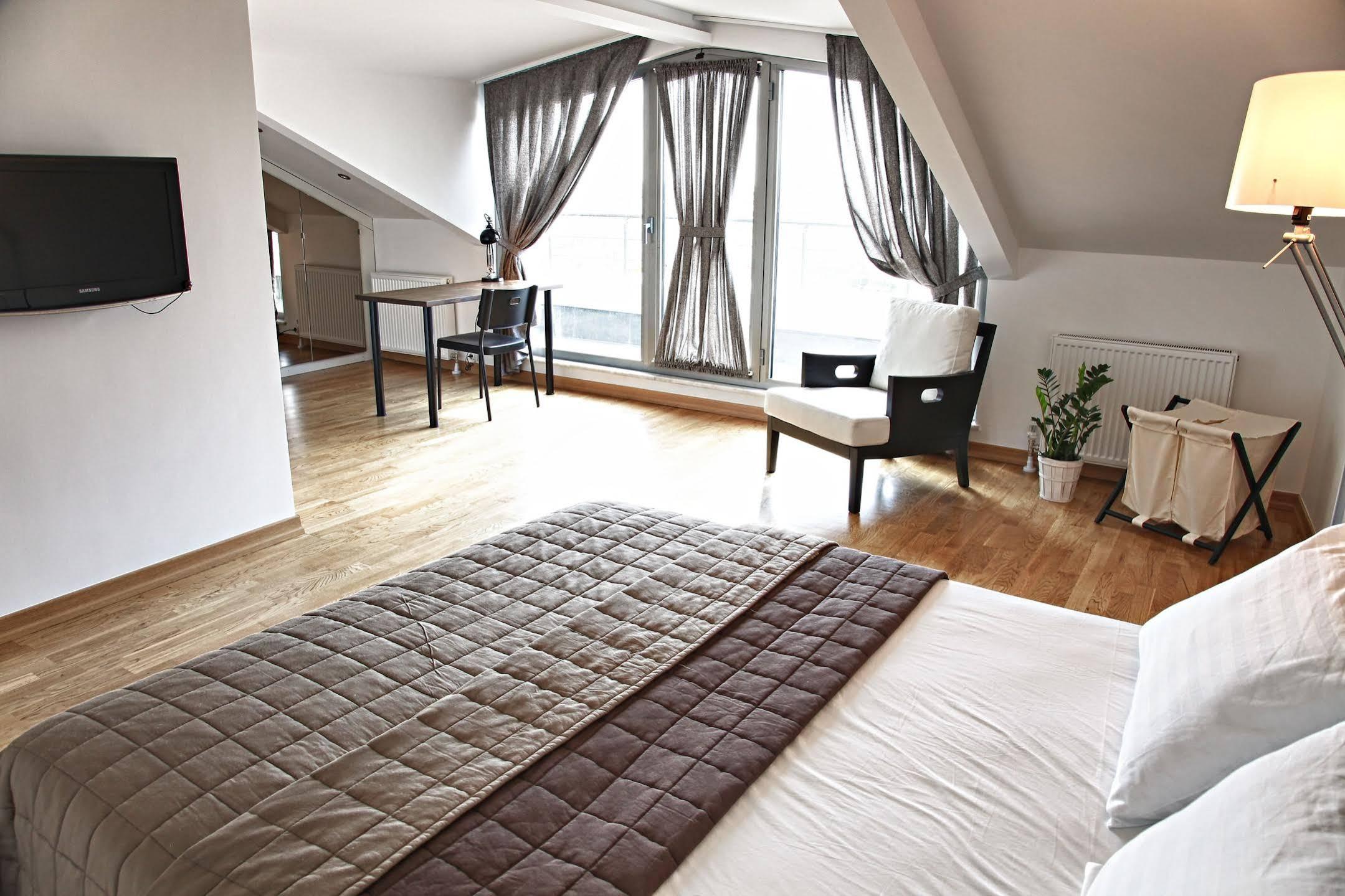 จักระ สวีท Aparthotel อิสตันบูล ภายนอก รูปภาพ